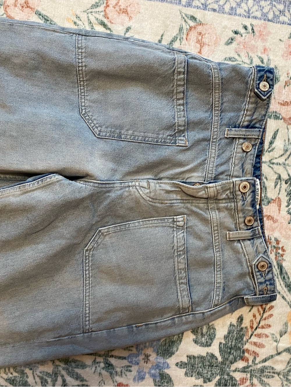 Free People Palmer Cuffed Jean Light/Medium Wash - Picture 12 of 12